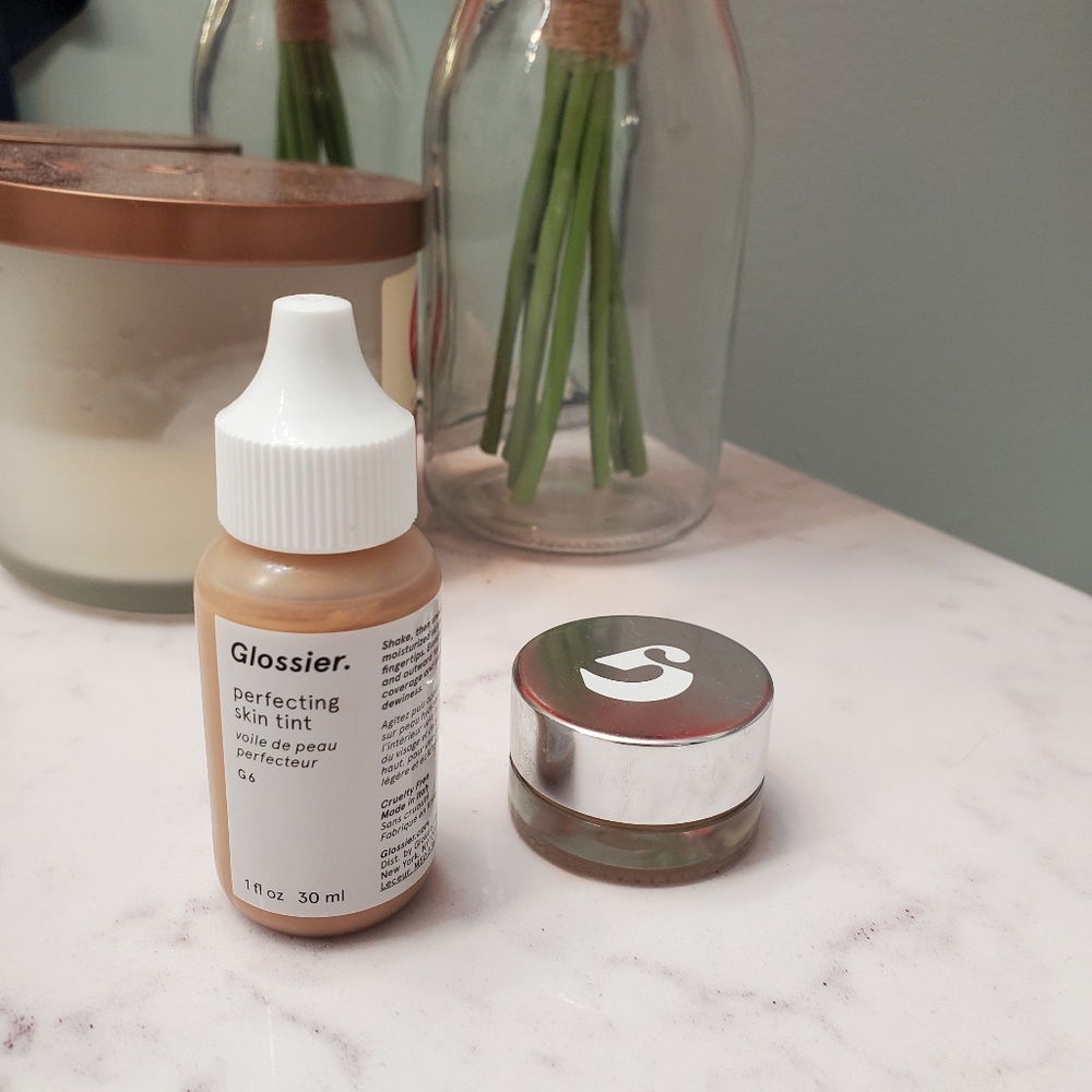 Glossier Skin Perfecting Tint and Stretch Concealer in G6